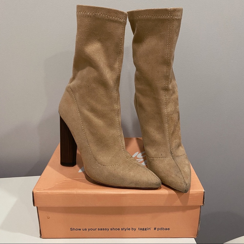 PUBLIC DESIRE NUDE SUEDE BOOTIES✖️